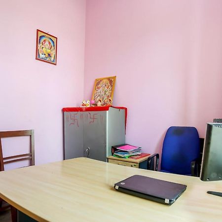 Hôtel Oyo 71042 Sahara Estate à Gorakhpur Extérieur photo
